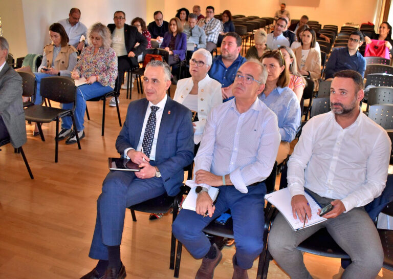 Puertollano: Una jornada técnica suma la participación y la visión compartida de la Agenda Urbana de Puertollano
