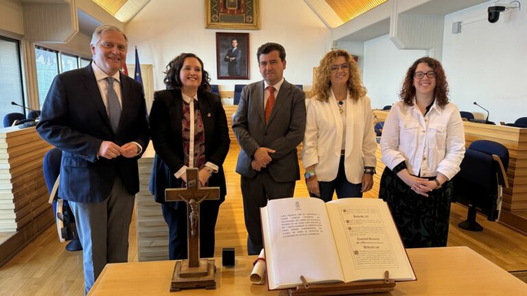 Cynthia Becerra, nueva alcaldesa pedánea de Las Casas