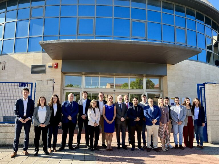 Parlamentarios europeos visitan Puertollano por su importancia en el desarrollo del hidrógeno verde y la Red Troncal Española
