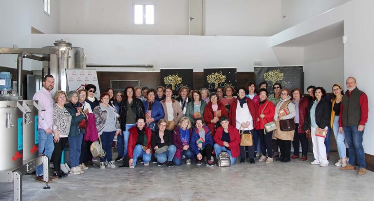 AMFAR La Solana conoce las oportunidades del sector oleícola    