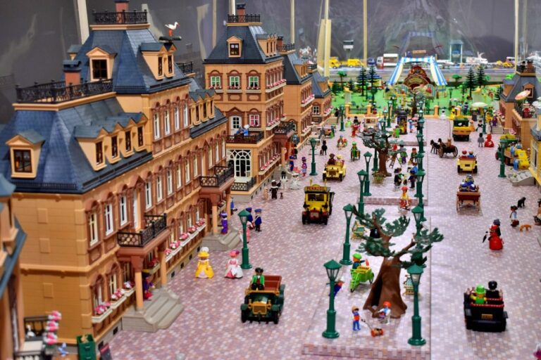 El Museo Municipal de Puertollano acoge una espectacular exposición con más de 5.000 piezas de Playmobil