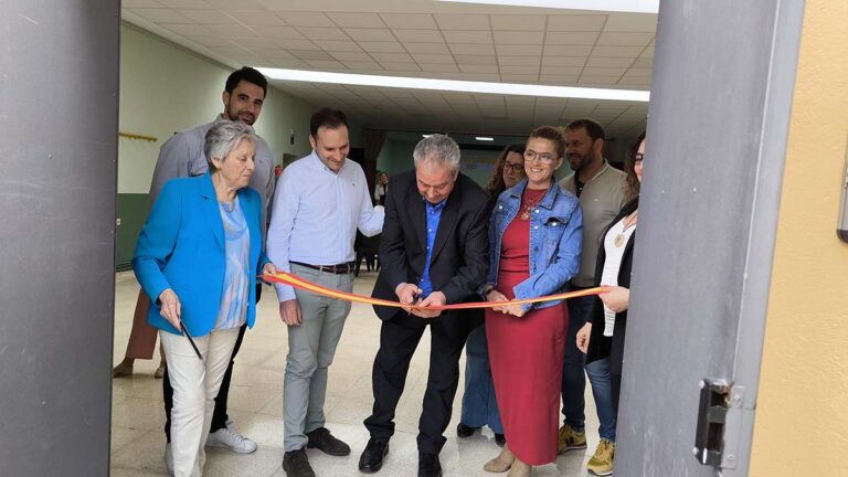 Ciudad Real: El barrio de Fuensanta Larache recupera las hogueras de San José y la feria en su centro vecinal