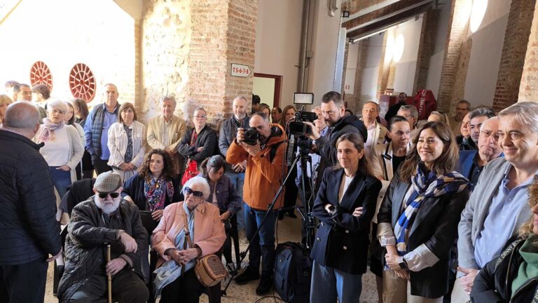 Ciudad Real: Las fotografías taurinas de Herrera Piña acompañan a la plaza de toros en su reinauguración