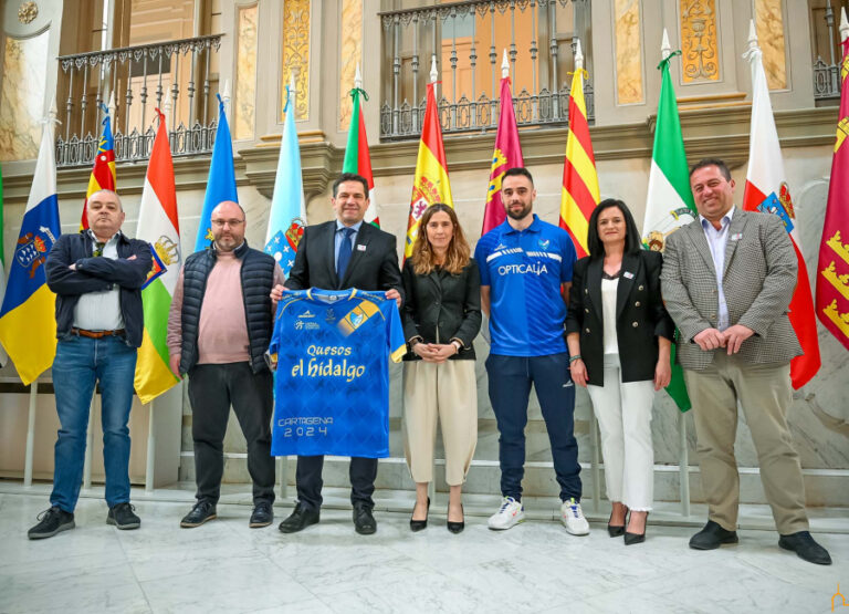La Diputación muestra su apoyo a los jugadores de la provincia convocados por la Selección española de fútbol sala que se enfrentarán en un amistoso contra Paraguay