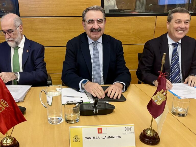 Castilla-La Mancha considera que un plan preventivo del tabaquismo es positivo para la salud de la población, pero debería aportar memoria económica y una financiación adecuada