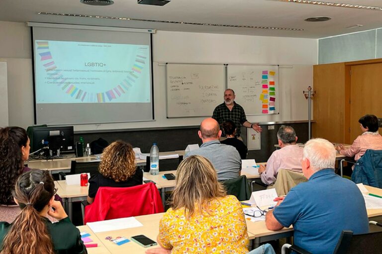 El Gobierno de Castilla-La Mancha impulsa la formación en materia de igualdad y no discriminación de personas LGTBI entre su plantilla de personal