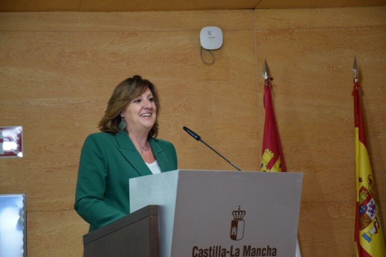 El Gobierno de Castilla-La Mancha señala al diálogo social como garante de progreso para consolidar entornos laborales más seguros en la región