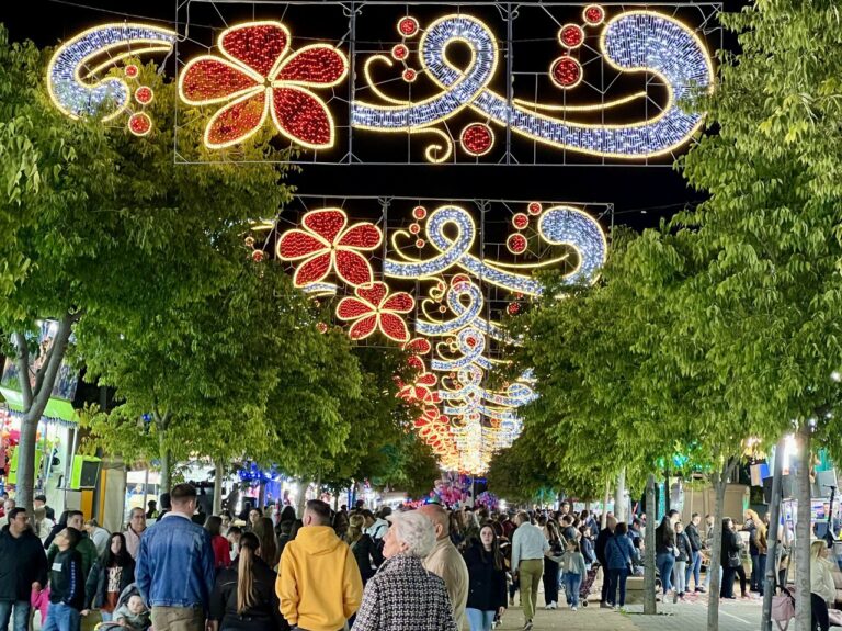 Puertollano: Buen ambiente de Feria de Mayo, pese a las «dificultades» confesadas por un alcalde emocionado