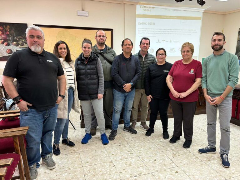 Ayuntamiento de Fuencaliente, Junta y empresas fomentarán el turismo LGTBI