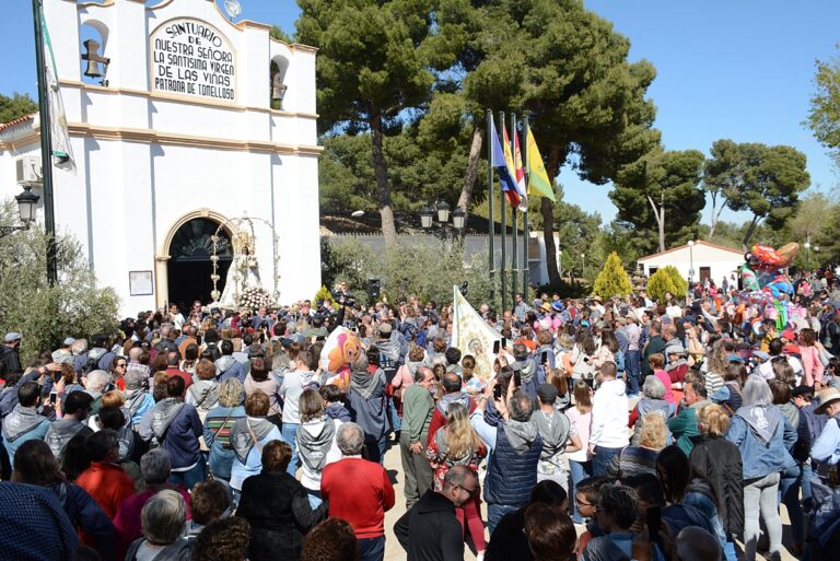 Javier Navarro pide a los vecinos que el 80 cumpleaños de la Romería sea un motivo de especial celebración