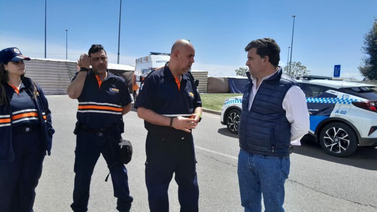 Ricardo Chamorro (Vox) visita el dispositivo de seguridad de la Feria de Abril de Ciudad Real