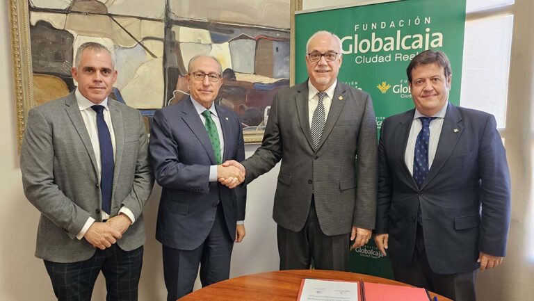 La Fundación Globalcaja Ciudad Real y el Ayuntamiento de Manzanares reafirman su apoyo a las empresas y el emprendimiento