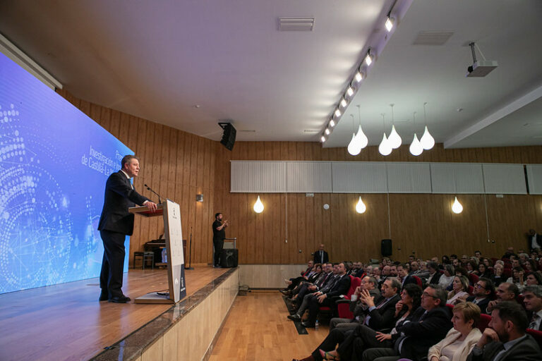 El Gobierno regional lanza dos convocatorias de formación profesional dotadas con 47,6 millones de euros para personas trabajadoras y desempleadas