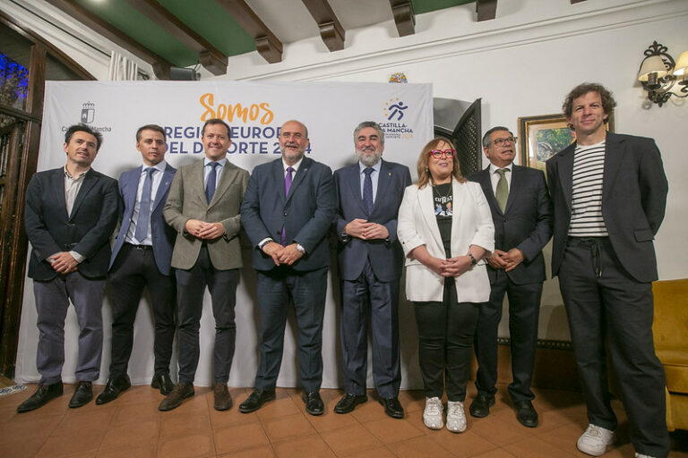 El Gobierno regional trabaja para que la Ley de Mecenazgo cuente con medidas que estimulen el patrocinio de clubes y deportistas