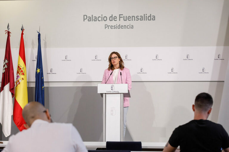 El Gobierno regional destina ocho millones de euros para la gestión integral de dos residencias de mayores en la provincia de Ciudad Real
