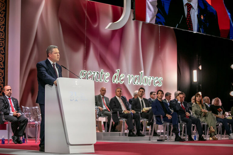 Page pedirá un informe al Consejo Consultivo con el «deseo» de recurrir la Ley de Amnistía al Tribunal Constitucional