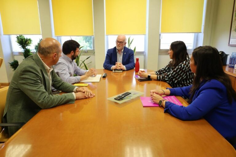 COIIM Ciudad Real, se ha reunido hoy con el delegado Provincial de Desarrollo Sostenible, para dar a conocer las acciones que se llevan a cabo desde el Colegio