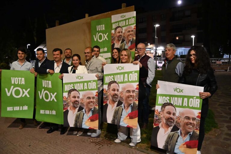 Vox arranca la campaña electoral pidiendo el voto para cambiar las «nefastas» políticas europeas