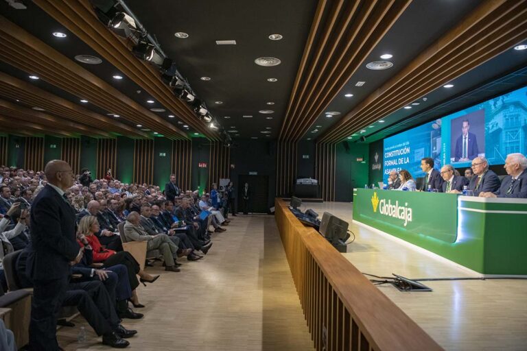 Globalcaja cierra el ejercicio 2023 con un beneficio neto de 92,4 millones gracias a su «compromiso» con el territorio