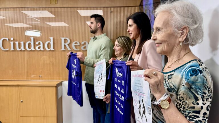 El Ayuntamiento de Ciudad Real se apunta a la I Marcha Nórdica de FibroReal