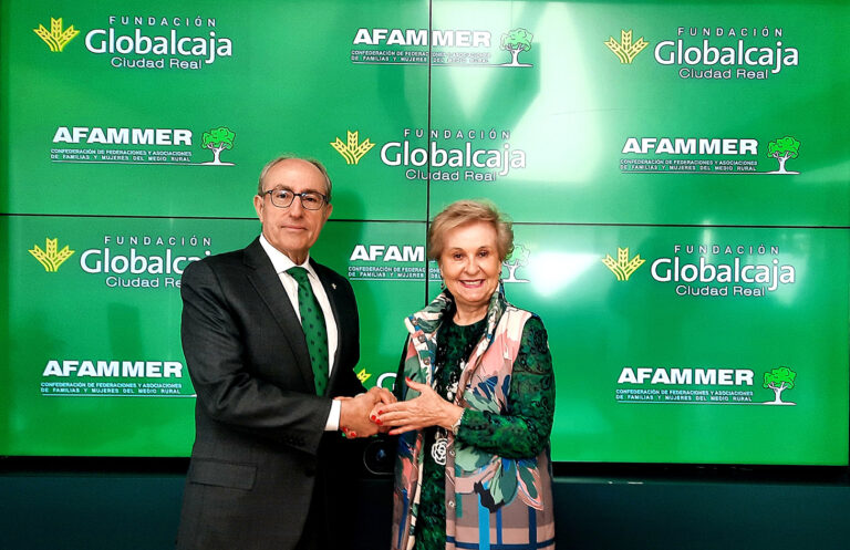 La Fundación Globalcaja Ciudad Real y AFAMMER renuevan el acuerdo para promover la igualdad de oportunidades en el medio rural