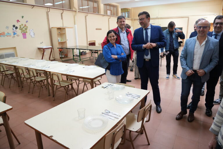 La convocatoria de ayudas de comedor escolar y libros de texto para el curso 2024-2025 estará abierta desde 28 de mayo y hasta 19 de junio, ambos inclusive 