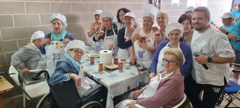 Las mujeres de Las Pocitas ganan el concurso de rosquillas de Puertollano: “El secreto, hacer muchas”