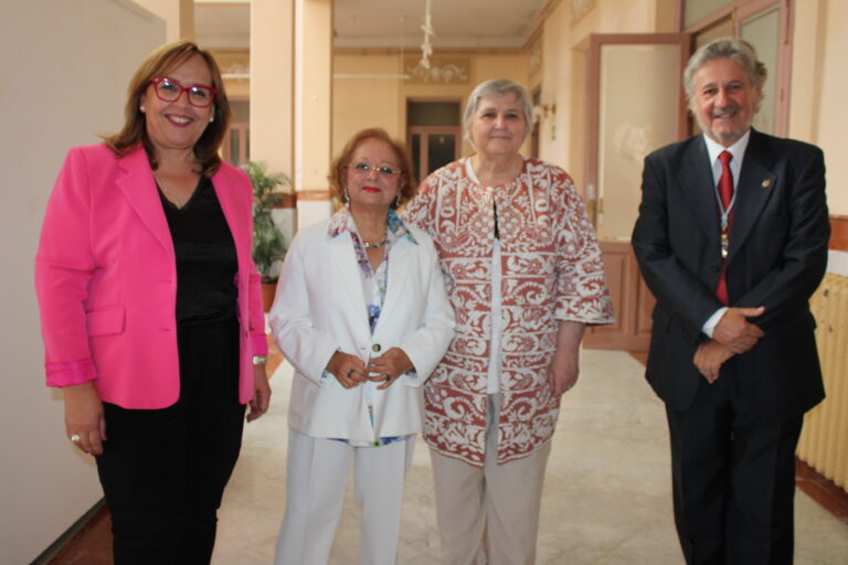 El Gobierno regional felicita a Cristina García Rodero por su reconocimiento, por el Instituto de Estudios Manchegos, como ‘Consejera de Honor’