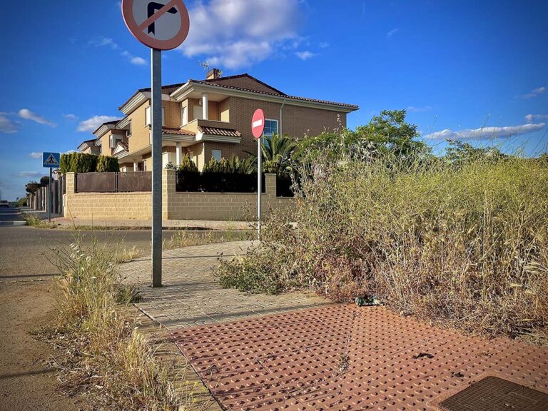 IU lamenta la «falta de mantenimiento» en los barrios de Puertollano