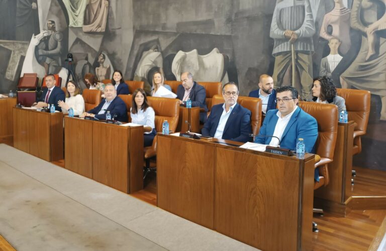 El grupo socialista en la Diputación de Ciudad Real reprocha tener que enterarse por los medios de los asuntos importantes