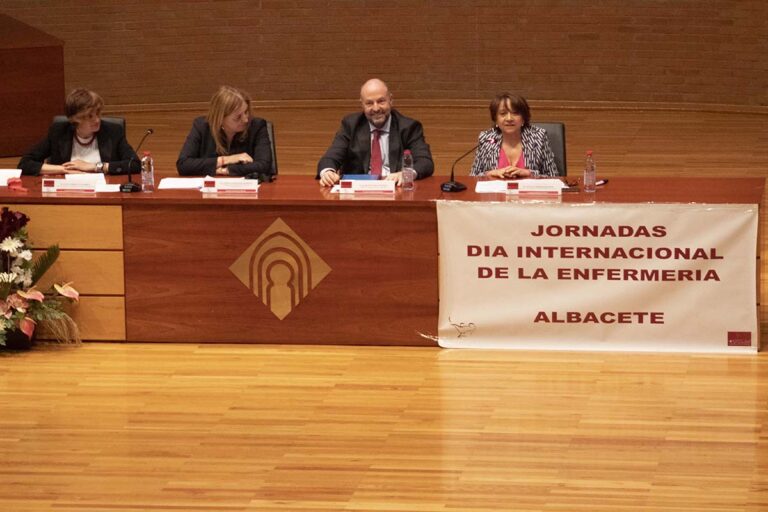 El Gobierno de Castilla-La Mancha pone en valor el papel de la Enfermería en la evolución y transformación del modelo asistencial