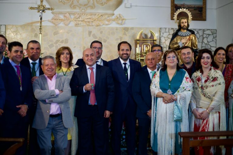 Núñez pide al PSOE tomar «decisiones urgentes» para agricultores como regularizar los pozos prioritarios de La Mancha