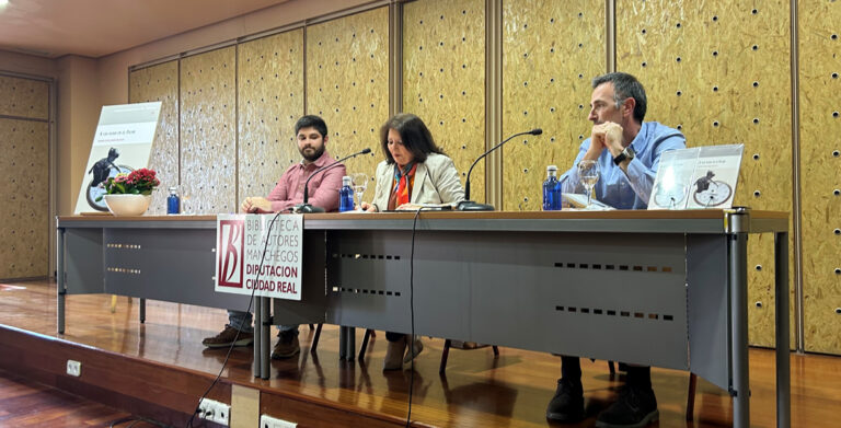 Andrés Castellanos Gallego presenta ‘A las ocho en el Pilar’