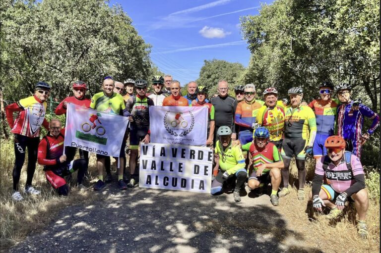 El alcalde de Puertollano se compromete a recuperar el trazado público de la Vía Verde