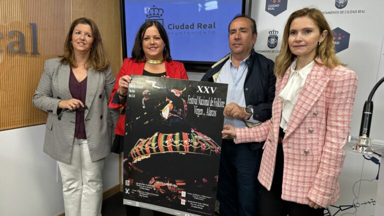 El Festival Nacional de Folklore Virgen de Alarcos alcanza sus bodas de plata