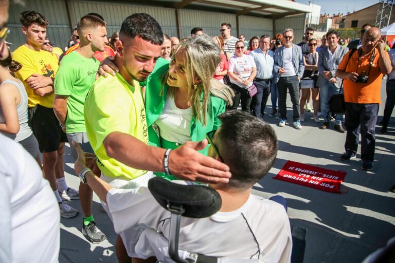 Milagros Tolón destaca el compromiso de los municipios participantes en el V Reto “Por un futuro sin ELA” de Adelante C-LM