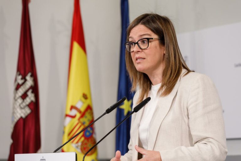 El Gobierno de Castilla-La Mancha aumenta la participación de la comunidad educativa en los consejos escolares