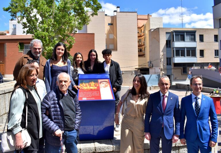 Puertollano homenajea a su más grande pintor, Manuel Prior