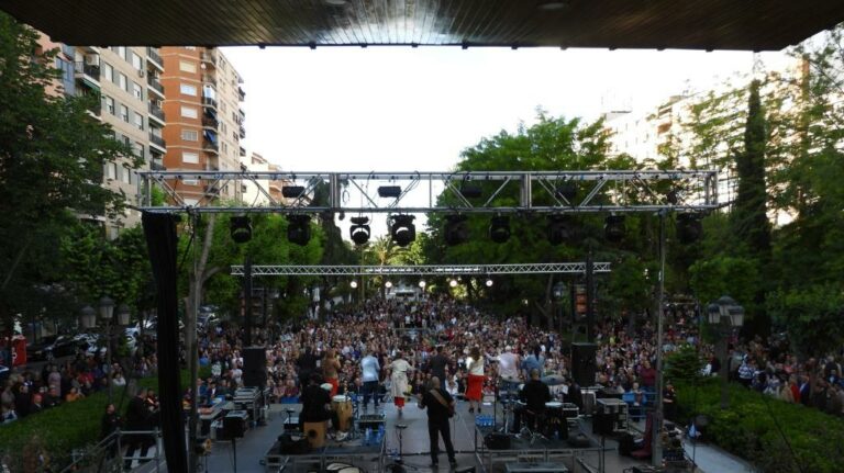 Gran acogida en Puertollano al concierto de Raya Real como colofón del Santo Voto