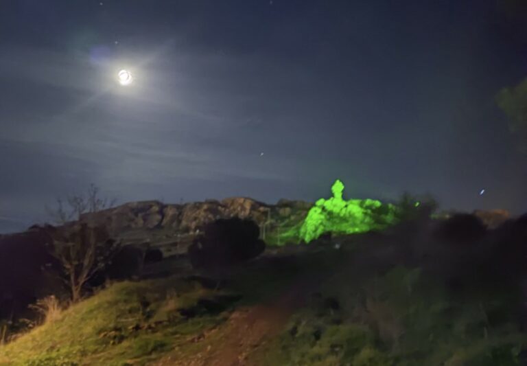 El monumento al minero de Puertollano se teñirá de verde para dar visibilidad a las personas afectadas de Miastenia