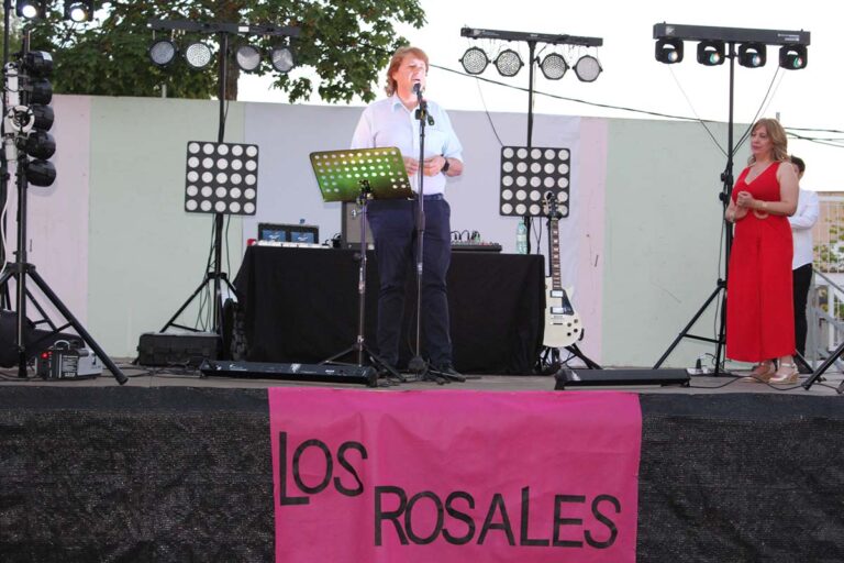 El Gobierno de Castilla-La Mancha resalta la “autenticidad” del barrio de ‘Los Rosales’ de Ciudad Real en la inauguración de sus fiestas