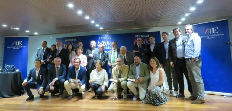 La Biblioteca Regional Joaquín Leguina, la Librería Deportiva Esteban Sanz, Metro de Madrid y el programa Menudo Castillo, reciben los Premios Bibliodiversidad 2024 de los editores de Madrid