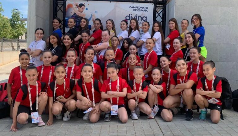 Medallas de plata y bronce para el CD Aerobics VS 2.0 de Puertollano en el Campeonato de España de Gimnasia Aeróbica