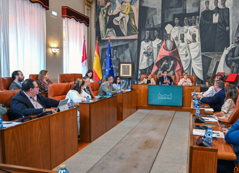 La Diputación de Ciudad Real aprueba ayudas a ayuntamientos, entidades y asociaciones por valor de 2,8 millones de euros