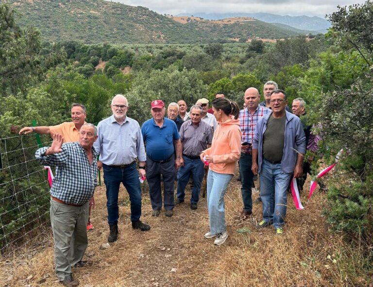 El Gobierno de Castilla-La Mancha amplía su oferta de ocio y turismo con una nueva ruta senderista en el parque natural Valle de Alcudia y Sierra Madrona