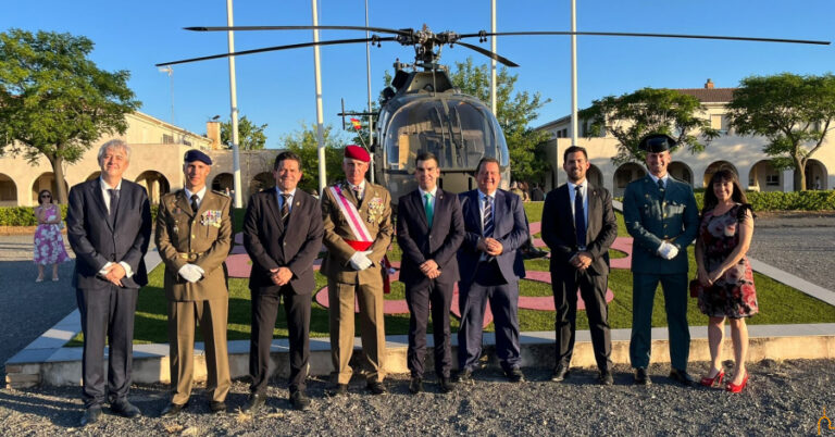 El presidente de la Diputación asiste en BHELA I a la celebración de la patrona de la aviación del Ejército de Tierra
