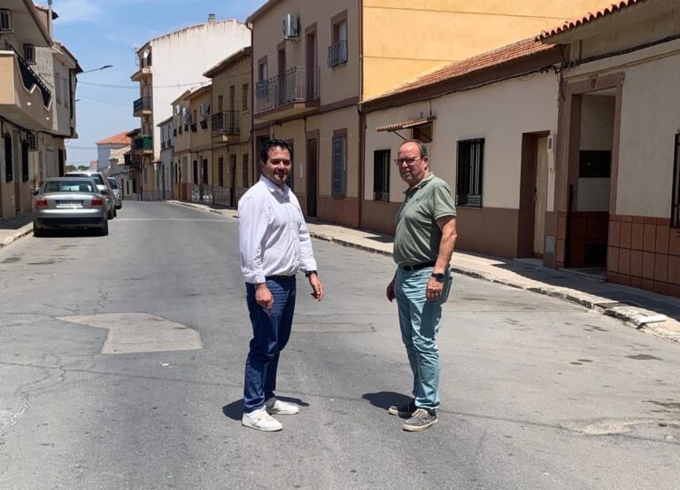 El Ayuntamiento de Pozuelo de Calatrava adjudica las obras de renovación de redes de abastecimiento de agua potable de las calles Cervantes y Los Caños