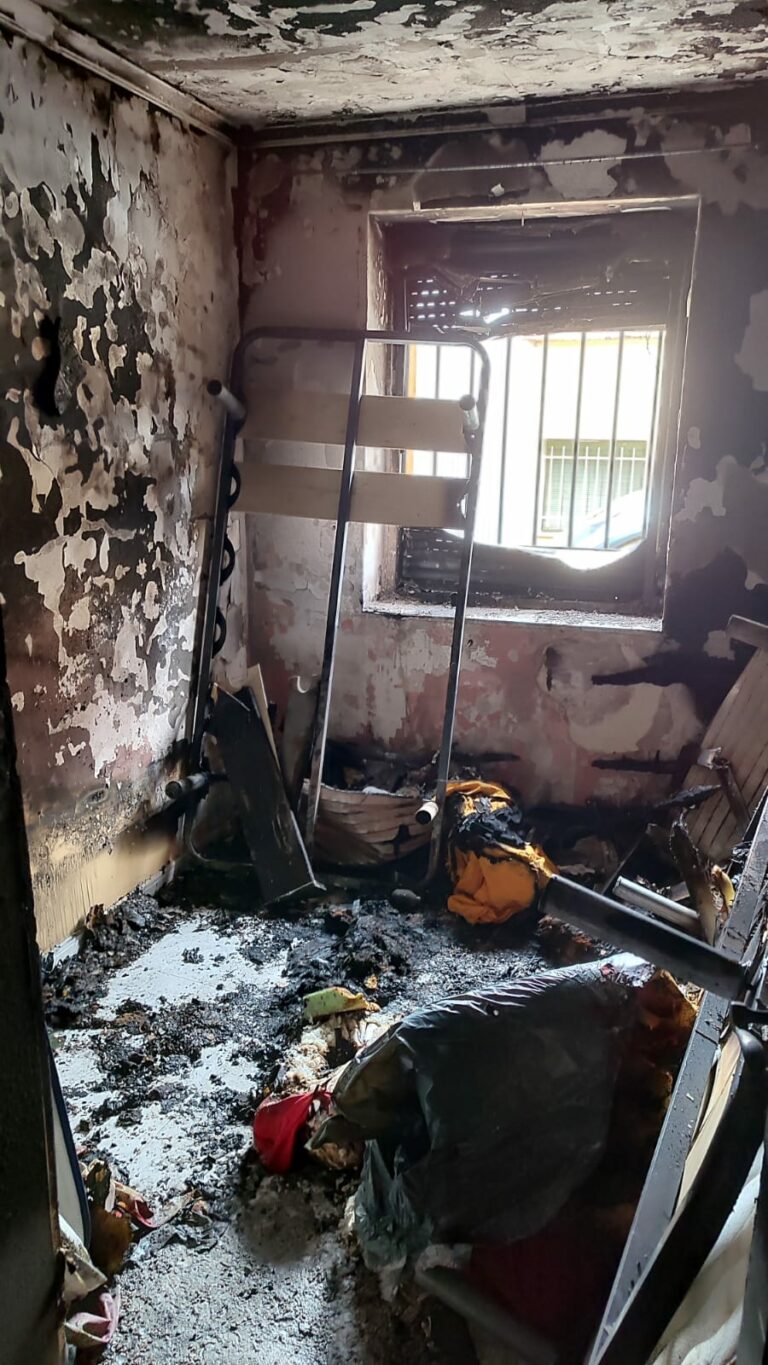 La Guardia Civil de Malagón rescata a una mujer en el incendio de su casa