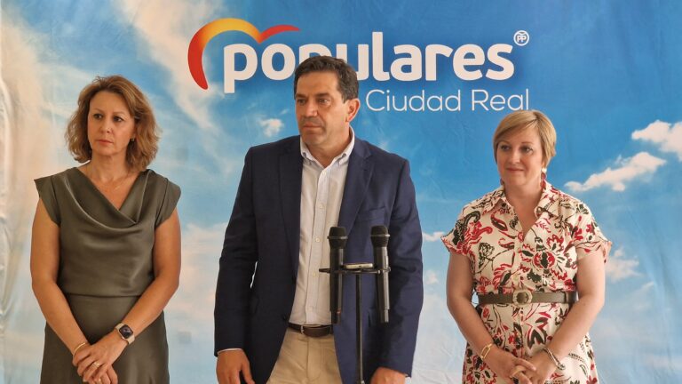 Valverde pide a Page y Caballero que cumplan con su obligación y no consientan que la financiación «sea un agravio más a los ciudadanos de esta tierra»