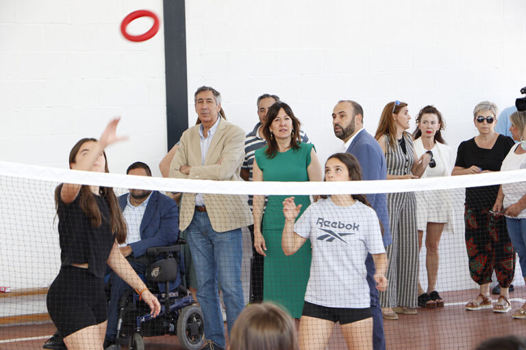 Las instalaciones deportivas de dos centros de Argamasilla de Calatrava reciben el respaldo inversor de la Junta de Comunidades